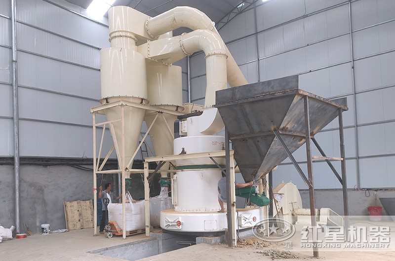 4525磨粉機現場 4525磨粉機現場