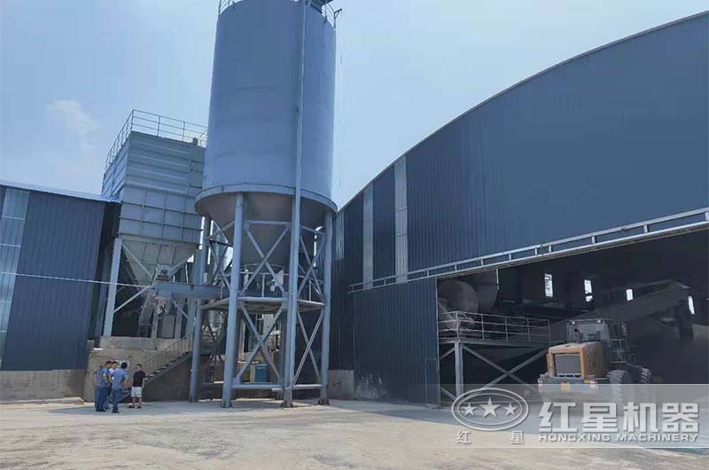 成品物料倉(cāng)加蓋封閉車間 成品物料倉(cāng)加蓋封閉車間