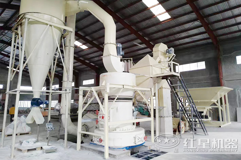 石粉雷蒙磨工作現場 石粉雷蒙磨工作現場